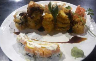 Sushi Yaki inside