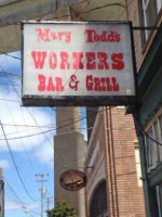 Mary Todd's Workers inside
