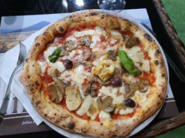 Naples Pizza food