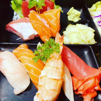 Ojiya Sushi Dining food