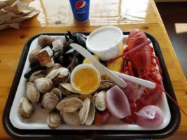 Champlin's Seafood Deck food