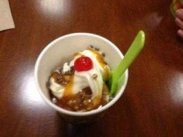Yummies Frozen Yogurt And Speciality Coffee food