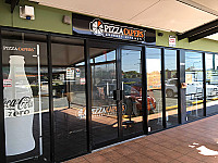 Pizza Capers Chermside outside