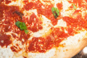 Plazzio's Pizza food