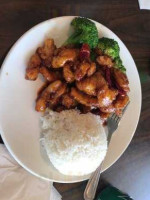 May Lee's Chinese Cuisine food