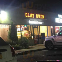 The Clay Oven food