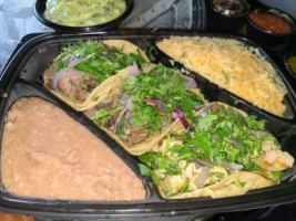 Burrito Parilla Mexicana food