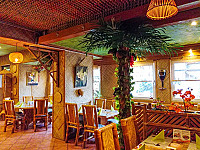 Restaurant Viet Long inside