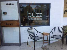 Buzz Coffeehouse outside