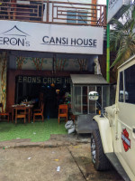 Eron's Cansi House inside