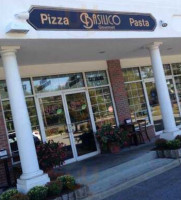 Basilico Pizza Pasta outside