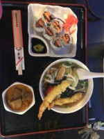 Tanaka Sushi food