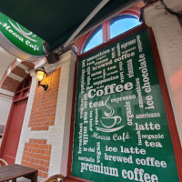 Mocca Café inside