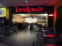 Tony Roma's Diversia inside