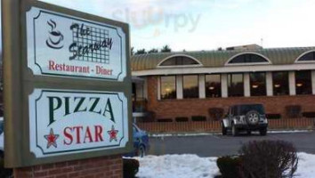Pizza Star outside