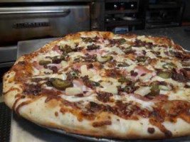 Rosco's Pizza food