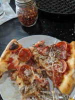 Flo's Wood Fired Pizzeria food