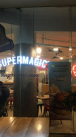 Supermagic Burgers food