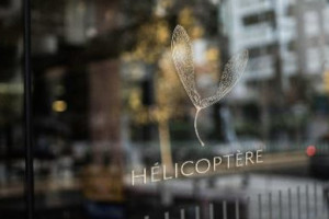 Hélicoptère outside