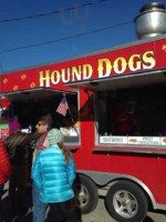 Hound Dogs food