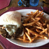 'pj 's Burger Barn food