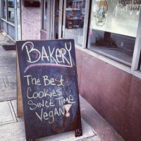 Sweet To Lick Bakery outside
