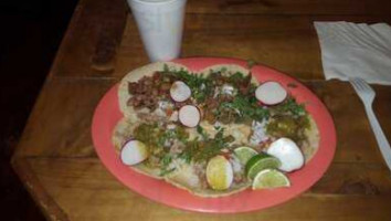 Taqueria Pancho Villa food