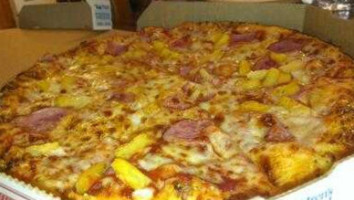 Domino's Pizza food