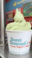 Sweet Savannah's Frozen Yogurt food