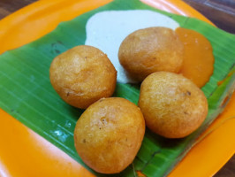 Balaji Tiffin Centre food