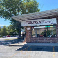 Two Jack's Pizza outside