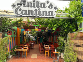 Anita's Cantina inside