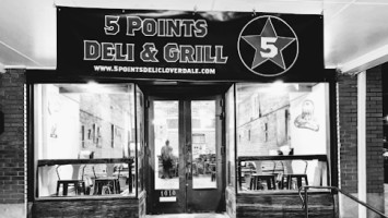 5 Points Deli Grill inside