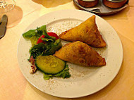 Restaurant Samrat food