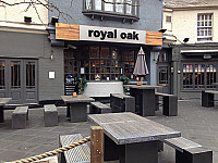 Royal Oak inside