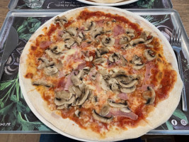 Vapiano Pasta Pizza food