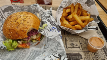 Burger Fermier Des Enfants Rouges food