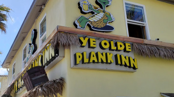 Ye Olde Plank Inn food
