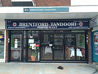 Brentford Tandoori outside