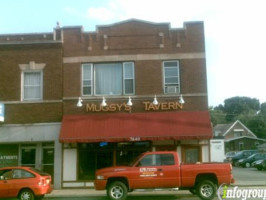 Mugsy's Tavern outside