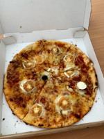 Pizza Gaeta food