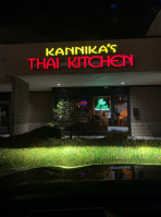 Kannika's Thai Kitchen food