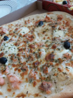 Pizza Du Marais food