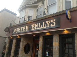 Porter Belly's Pub food