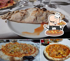 Pizzeria Capo Ferrato food