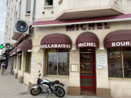Chez Michel food