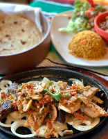 Los Cucos Mexican Restuarant food