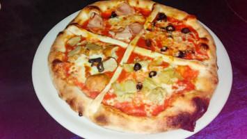 Pizzeria Risto-pub Le Mille E Una Notte food