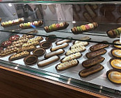 Eclairs Moi food