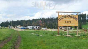 Custer Crossing Campground outside